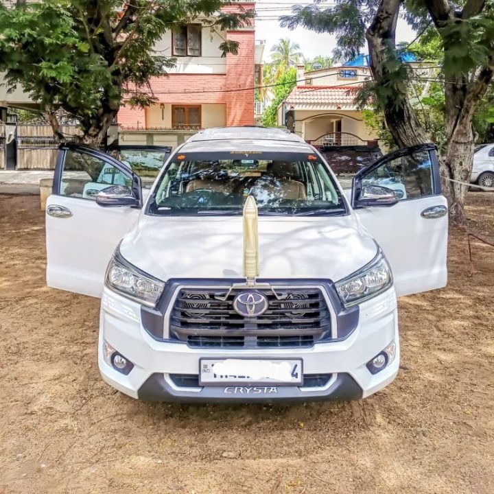 Innova crysta